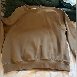 Essentials Fear Of God crew neck- Color: brown
Size: Large